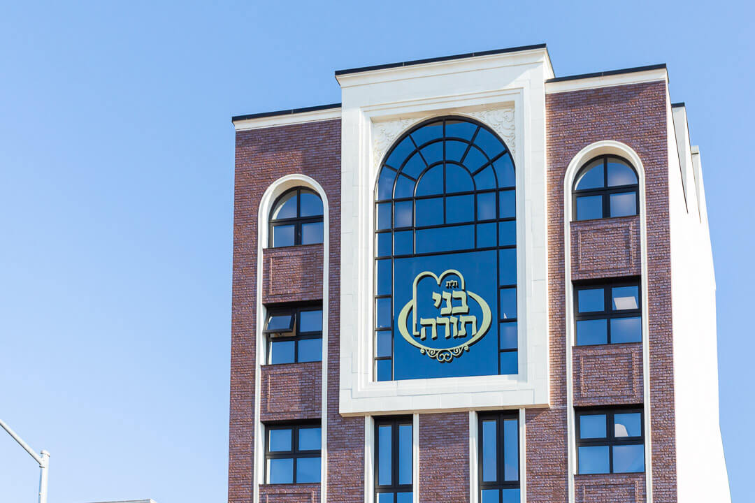 1571 55th simpas live better 3