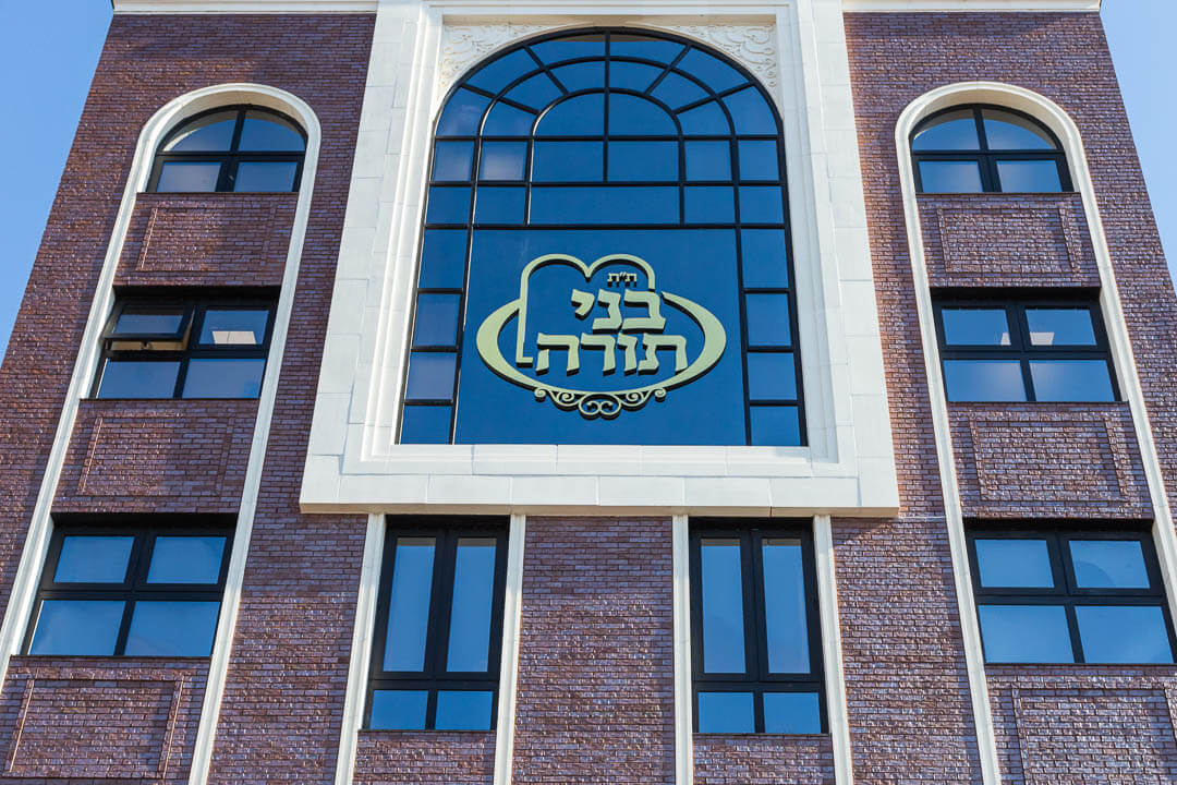 1571 55th simpas live better 4