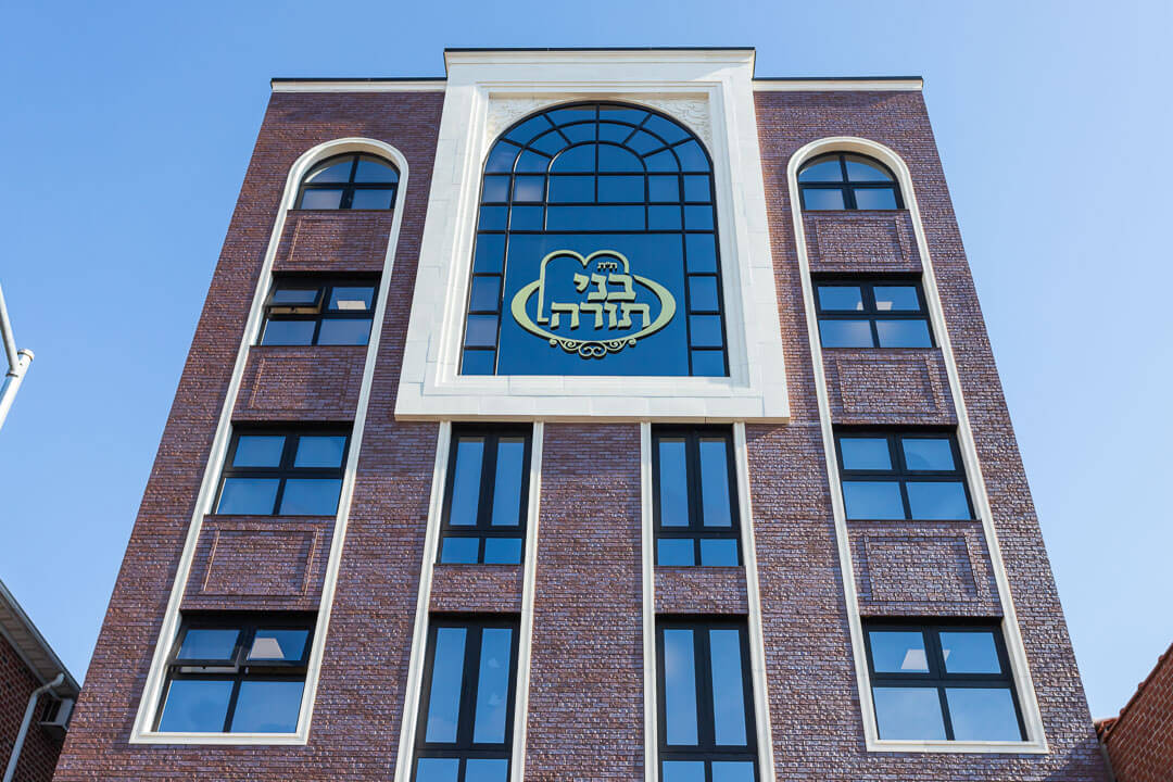 1571 55th simpas live better 5