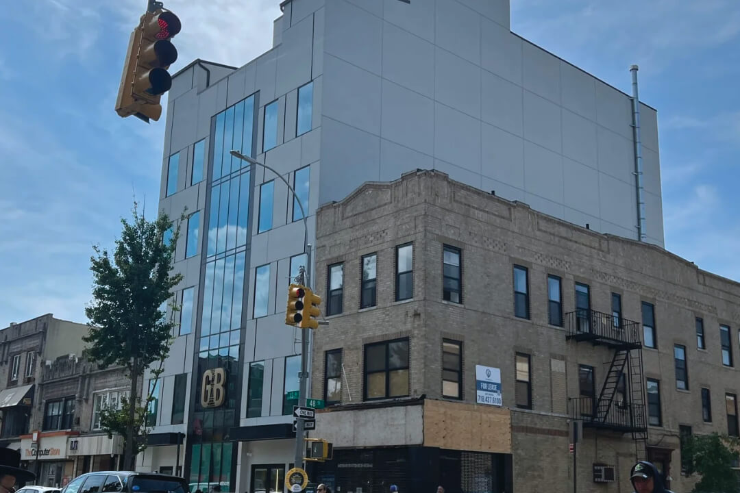 gb clothing simpas live better 4