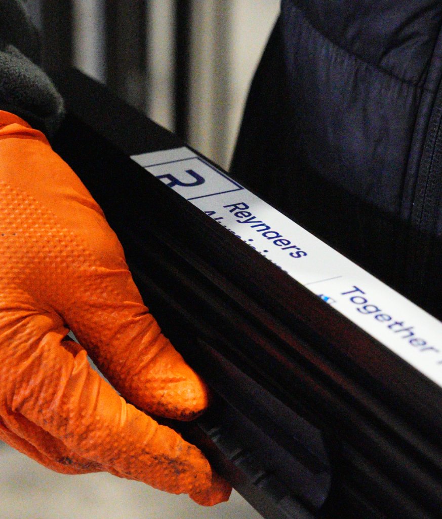 choosing the right reynaers dealer simpas live better featured image