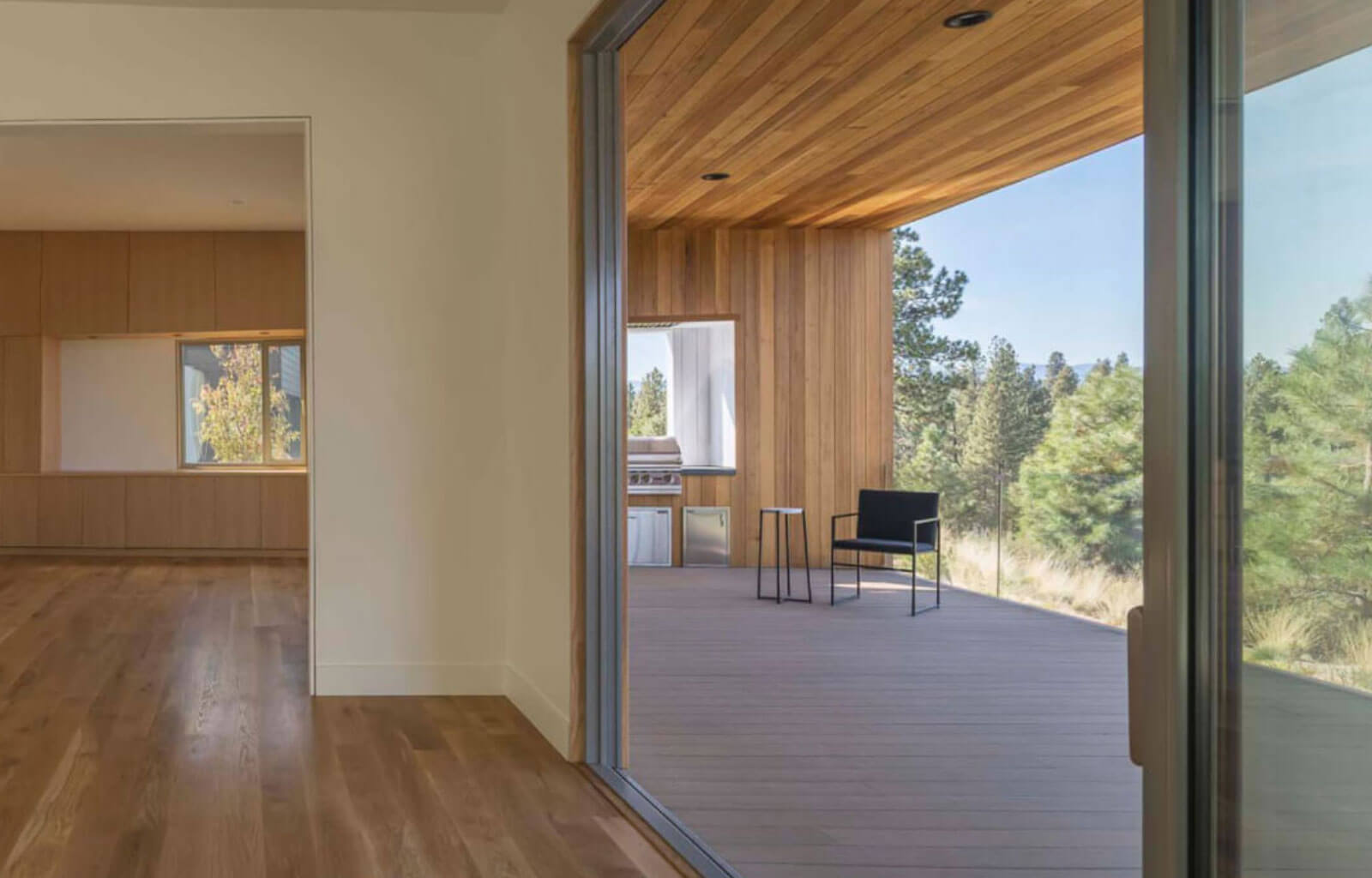 big bold beautiful living space 03