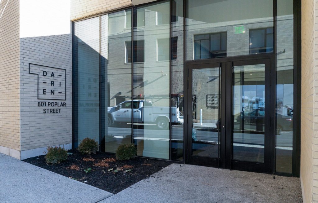 best commercial aluminum doors simpas live better (3)